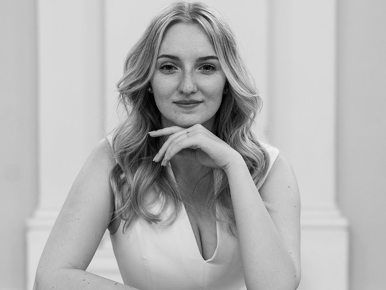 Schwarz-weiß Porträt Sofia Savenko